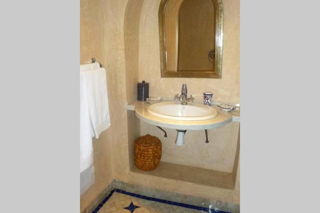 Bab-K : Riad - Central Private House Marrakech Marrakesh Buitenkant foto